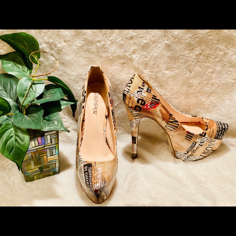 Graphic Stilettos heels